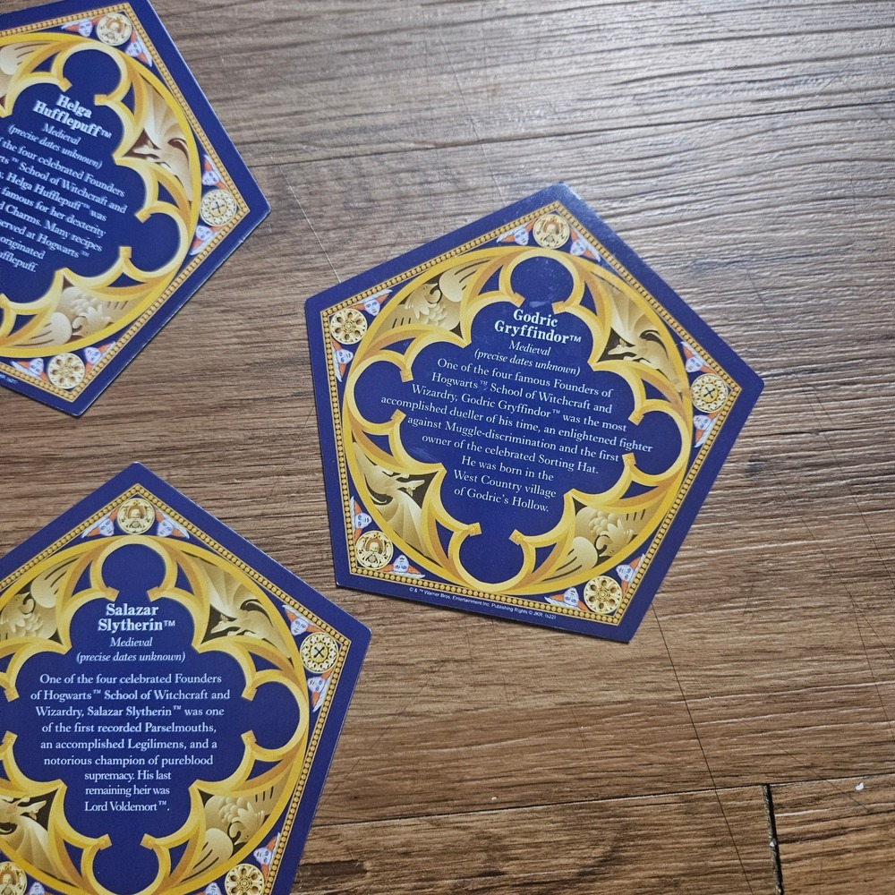 Harry Potter Chocolate Frog Tin w/ 5 Lenticular Wizard Cards Universal Studios - Picture 8 of 8